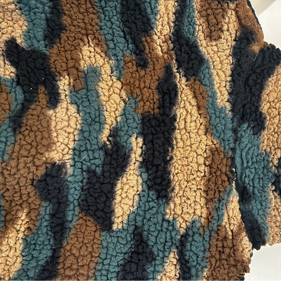 Jacket - Picture 6 of 8